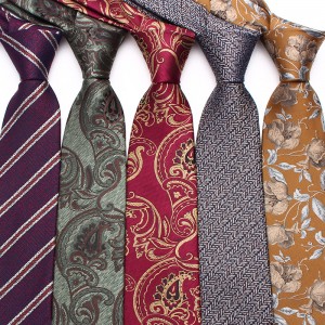 Lei'er fashionable ties for men and women, British Korean-style casual striped ties, 8cm striped paisley ties, in stock.