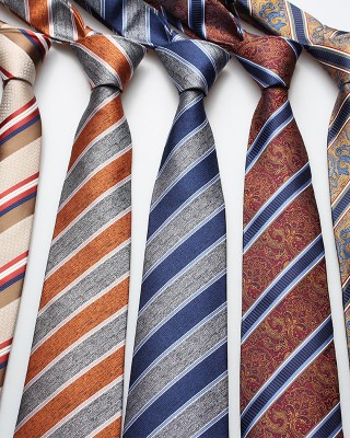 2025 new tie wholesale men's patterned business casual retro formal wear 8cm striped tie.